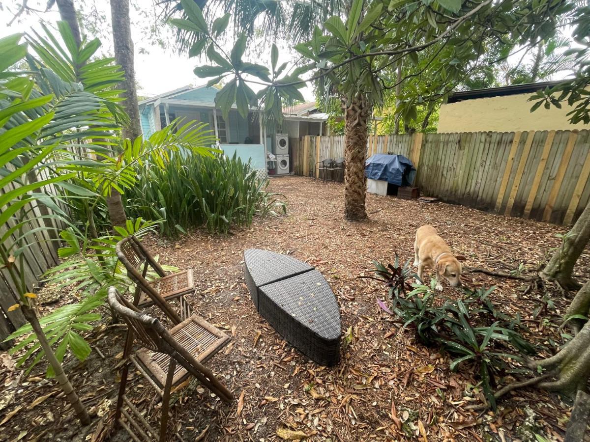 מיאמי Key West Style Historic Home In Coconut Grove Florida, The Blue House מראה חיצוני תמונה
