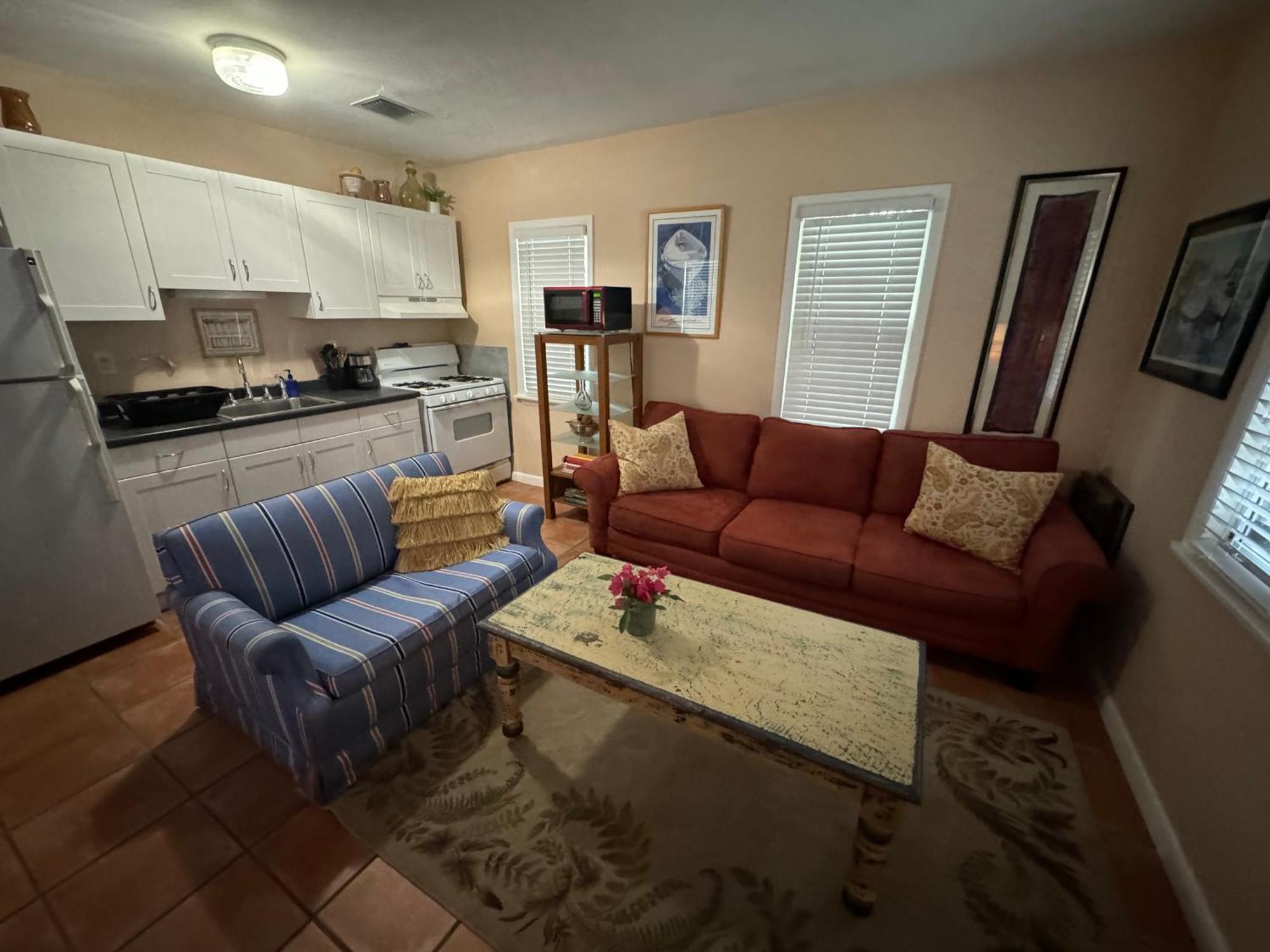 מיאמי Key West Style Historic Home In Coconut Grove Florida, The Blue House מראה חיצוני תמונה